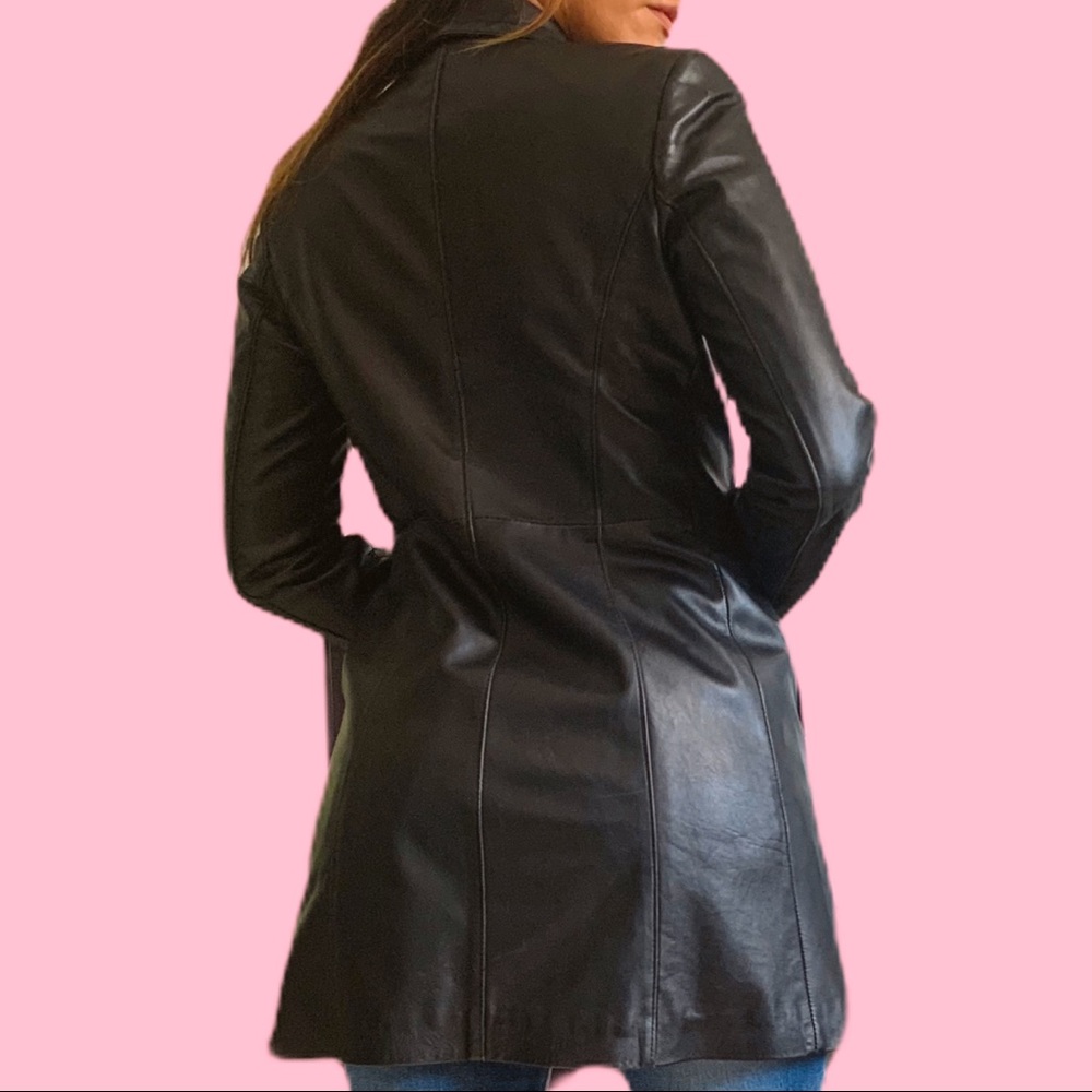 💖SOLD on Depop 💖 Danier Leather Women’s Trench - Picture 7 of 13